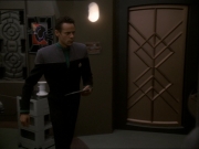 extant_StarTrek_DS9_7x23-ExtremeMeasures_0340.jpg