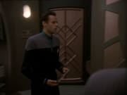 Filename=extant_StarTrek_DS9_7x23-ExtremeMeasures_0341.jpg
Filesize=116KiB
Dimensions=1200x900
Date added=Jan 22, 2020 extant_StarTrek_DS9_7x23-ExtremeMeasures_0341.jpg