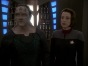 Filename=extant_StarTrek_DS9_7x23-ExtremeMeasures_0354.jpg
Filesize=136KiB
Dimensions=1200x900
Date added=Jan 22, 2020 extant_StarTrek_DS9_7x23-ExtremeMeasures_0354.jpg