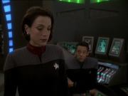 Filename=extant_StarTrek_DS9_7x23-ExtremeMeasures_0392.jpg
Filesize=133KiB
Dimensions=1200x900
Date added=Jan 22, 2020 extant_StarTrek_DS9_7x23-ExtremeMeasures_0392.jpg