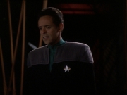 extant_StarTrek_DS9_7x23-ExtremeMeasures_0910.jpg