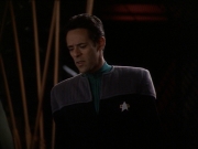 extant_StarTrek_DS9_7x23-ExtremeMeasures_0912.jpg