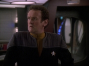 extant_StarTrek_DS9_7x23-ExtremeMeasures_0924.jpg