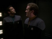 extant_StarTrek_DS9_7x23-ExtremeMeasures_1757.jpg