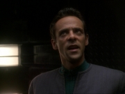 extant_StarTrek_DS9_7x23-ExtremeMeasures_1792.jpg