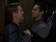 Filename=extant_StarTrek_DS9_7x23-ExtremeMeasures_1981.jpg
Filesize=145KiB
Dimensions=1200x900
Date added=Jan 22, 2020 extant_StarTrek_DS9_7x23-ExtremeMeasures_1981.jpg