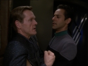 Filename=extant_StarTrek_DS9_7x23-ExtremeMeasures_1994.jpg
Filesize=140KiB
Dimensions=1200x900
Date added=Jan 22, 2020 extant_StarTrek_DS9_7x23-ExtremeMeasures_1994.jpg