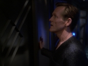 extant_StarTrek_DS9_7x23-ExtremeMeasures_2052.jpg