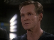 extant_StarTrek_DS9_7x23-ExtremeMeasures_2113.jpg