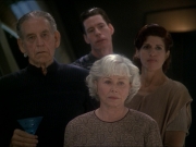 extant_StarTrek_DS9_7x23-ExtremeMeasures_2114.jpg