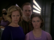 extant_StarTrek_DS9_7x23-ExtremeMeasures_2118.jpg