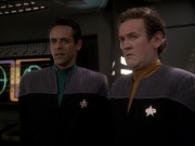 extant_StarTrek_DS9_7x23-ExtremeMeasures_2299.jpg
