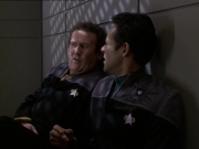 extant_StarTrek_DS9_7x23-ExtremeMeasures_2577.jpg