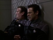 extant_StarTrek_DS9_7x23-ExtremeMeasures_2599.jpg