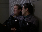 extant_StarTrek_DS9_7x23-ExtremeMeasures_2617.jpg