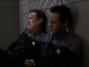 extant_StarTrek_DS9_7x23-ExtremeMeasures_2627.jpg