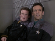 Filename=extant_StarTrek_DS9_7x23-ExtremeMeasures_2767.jpg
Filesize=151KiB
Dimensions=1200x900
Date added=Jan 22, 2020 extant_StarTrek_DS9_7x23-ExtremeMeasures_2767.jpg