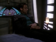 Filename=extant_StarTrek_DS9_7x23-ExtremeMeasures_3057.jpg
Filesize=141KiB
Dimensions=1200x900
Date added=Jan 22, 2020 extant_StarTrek_DS9_7x23-ExtremeMeasures_3057.jpg
