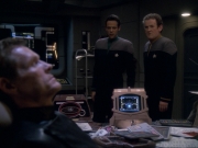 extant_StarTrek_DS9_7x23-ExtremeMeasures_3206.jpg