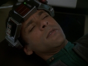 Filename=extant_StarTrek_DS9_7x23-ExtremeMeasures_3445.jpg
Filesize=137KiB
Dimensions=1200x900
Date added=Jan 22, 2020 extant_StarTrek_DS9_7x23-ExtremeMeasures_3445.jpg