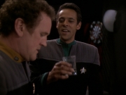extant_StarTrek_DS9_7x23-ExtremeMeasures_3605.jpg