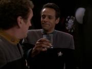 extant_StarTrek_DS9_7x23-ExtremeMeasures_3606.jpg