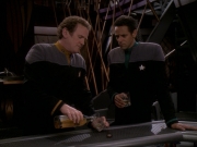 extant_StarTrek_DS9_7x23-ExtremeMeasures_3633.jpg
