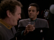 Filename=extant_StarTrek_DS9_7x23-ExtremeMeasures_3664.jpg
Filesize=131KiB
Dimensions=1200x900
Date added=Jan 22, 2020 extant_StarTrek_DS9_7x23-ExtremeMeasures_3664.jpg