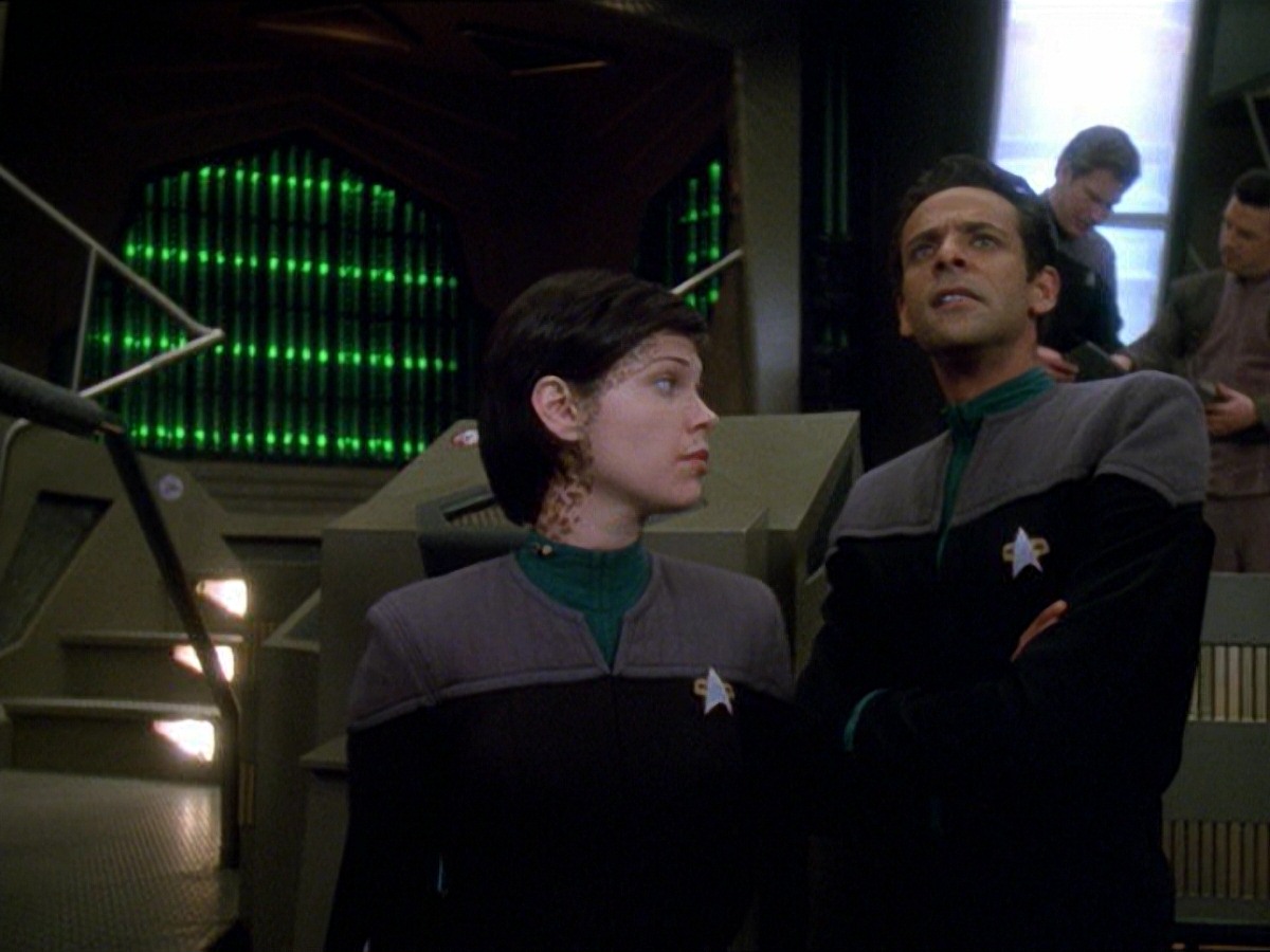 extant_StarTrek_DS9_7x24-TheDogsOfWar_0024.jpg