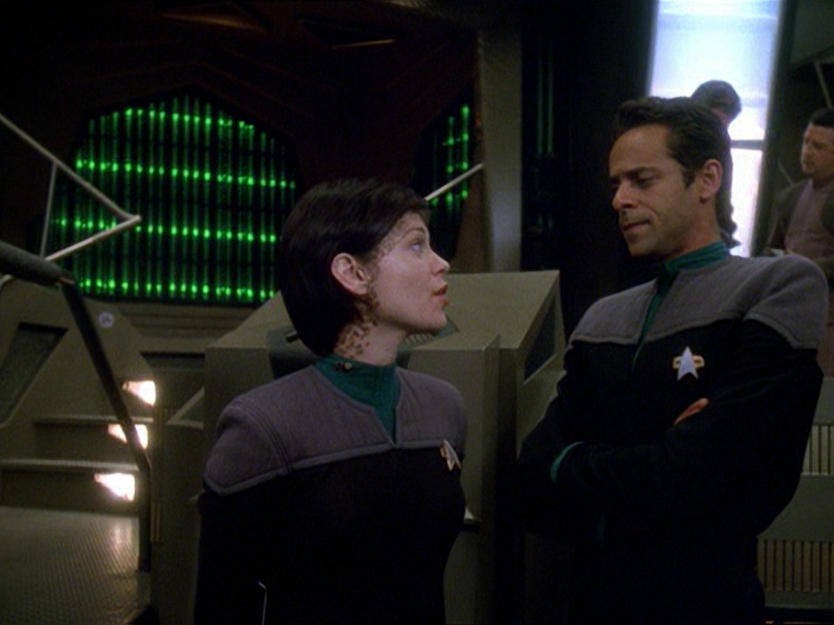 extant_StarTrek_DS9_7x24-TheDogsOfWar_0025.jpg