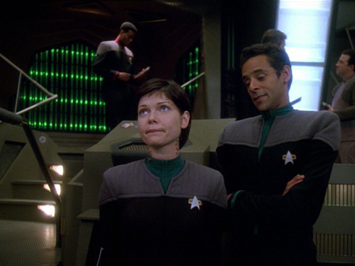 extant_StarTrek_DS9_7x24-TheDogsOfWar_0039.jpg