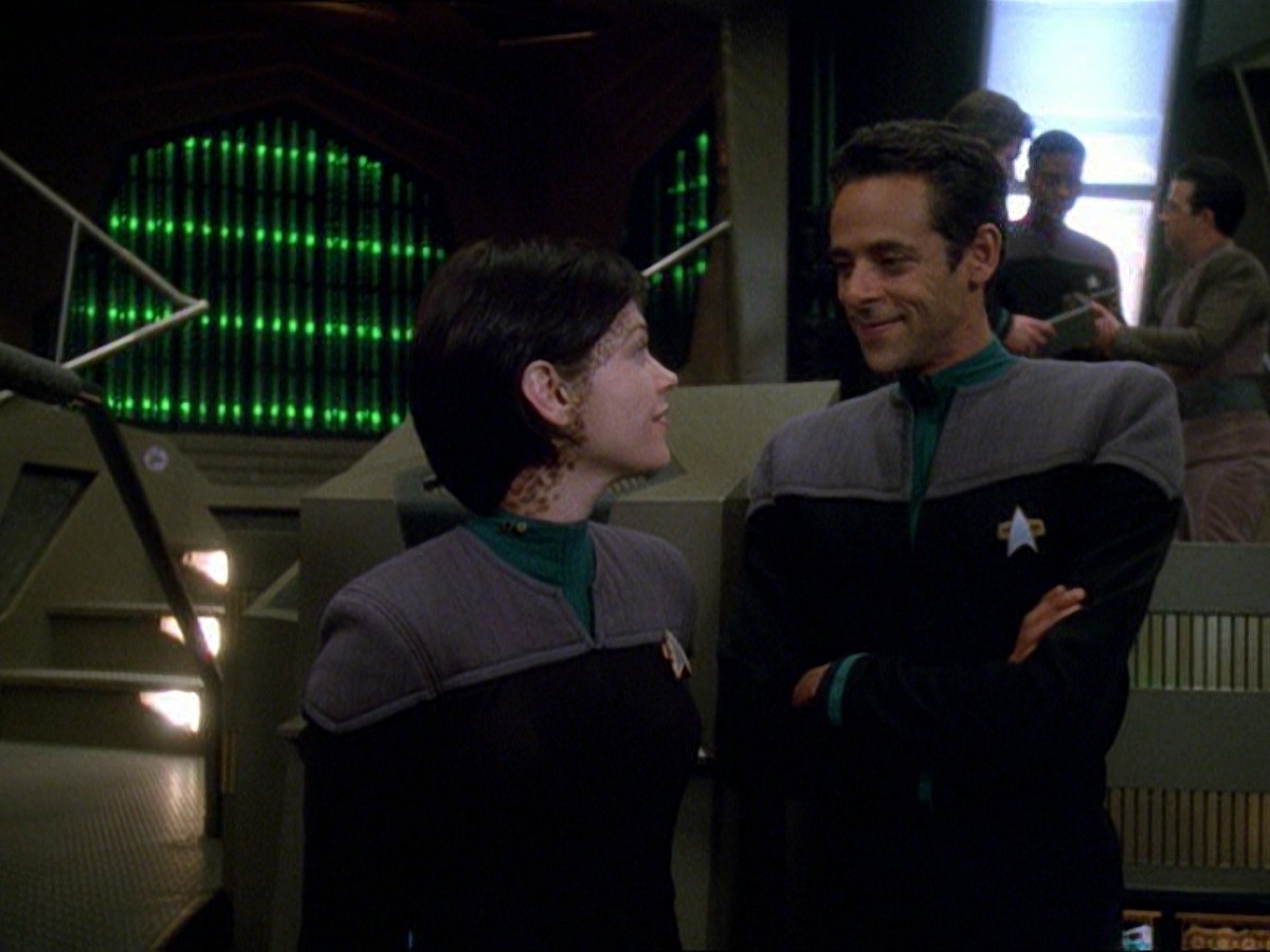 extant_StarTrek_DS9_7x24-TheDogsOfWar_0044.jpg