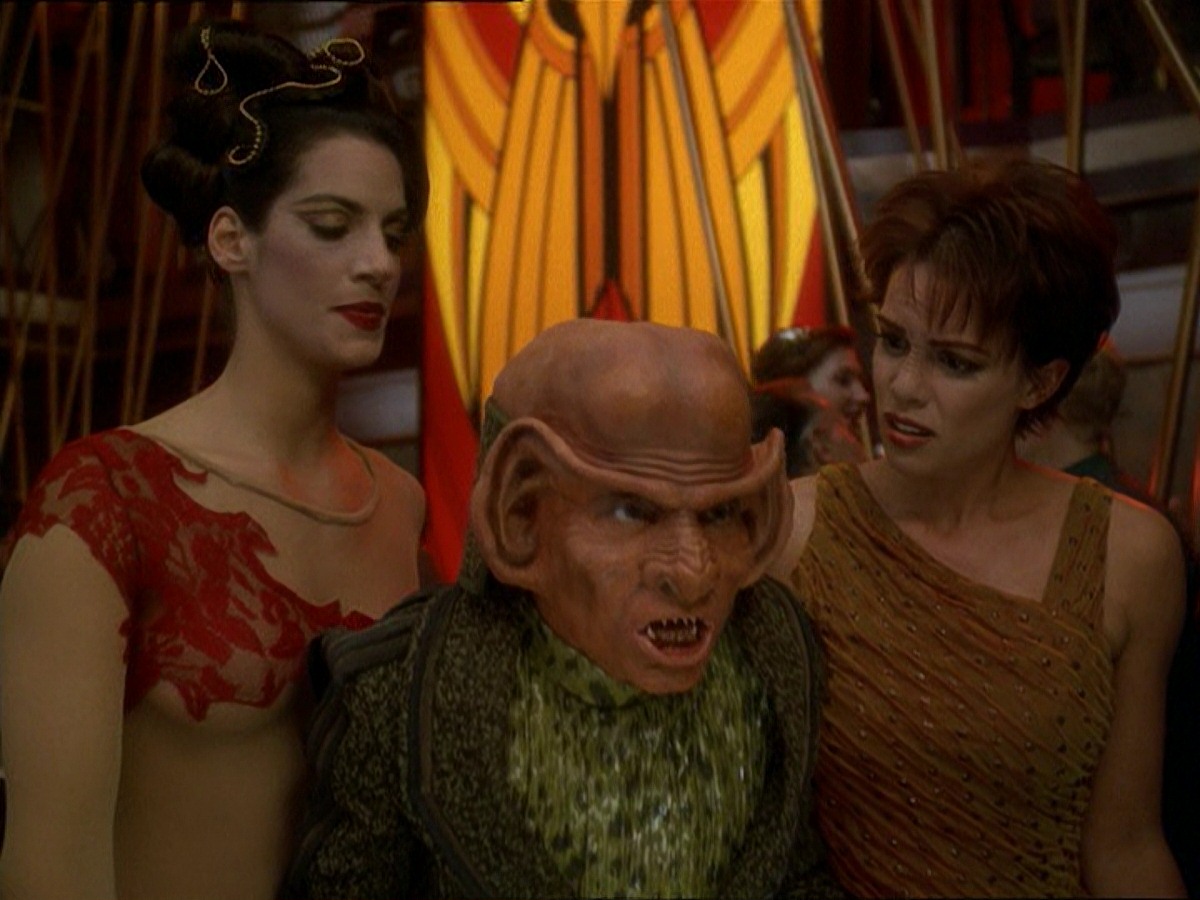 extant_StarTrek_DS9_7x24-TheDogsOfWar_1067.jpg