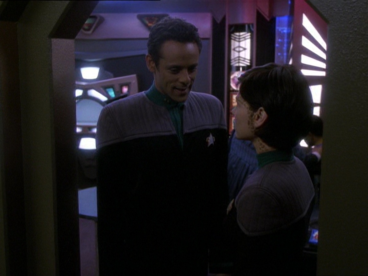 extant_StarTrek_DS9_7x24-TheDogsOfWar_1298.jpg