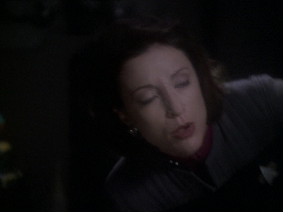 extant_StarTrek_DS9_7x24-TheDogsOfWar_2133.jpg