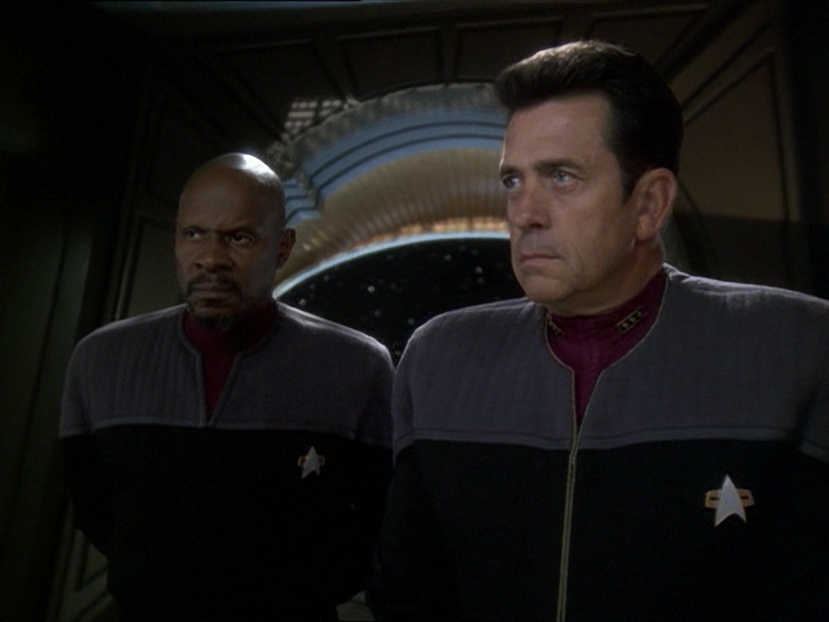 extant_StarTrek_DS9_7x24-TheDogsOfWar_3463.jpg