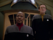 Filename=extant_StarTrek_DS9_7x24-TheDogsOfWar_0090.jpg
Filesize=160KiB
Dimensions=1200x900
Date added=Jan 22, 2020 extant_StarTrek_DS9_7x24-TheDogsOfWar_0090.jpg