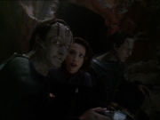 Filename=extant_StarTrek_DS9_7x24-TheDogsOfWar_0609.jpg
Filesize=138KiB
Dimensions=1200x900
Date added=Jan 22, 2020 extant_StarTrek_DS9_7x24-TheDogsOfWar_0609.jpg