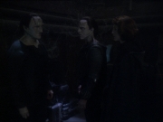 extant_StarTrek_DS9_7x24-TheDogsOfWar_0688.jpg