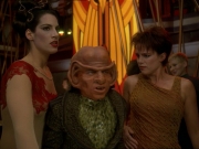 Filename=extant_StarTrek_DS9_7x24-TheDogsOfWar_1062.jpg
Filesize=185KiB
Dimensions=1200x900
Date added=Jan 22, 2020 extant_StarTrek_DS9_7x24-TheDogsOfWar_1062.jpg