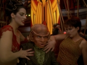 Filename=extant_StarTrek_DS9_7x24-TheDogsOfWar_1068.jpg
Filesize=180KiB
Dimensions=1200x900
Date added=Jan 22, 2020 extant_StarTrek_DS9_7x24-TheDogsOfWar_1068.jpg