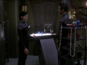 extant_StarTrek_DS9_7x24-TheDogsOfWar_1376.jpg