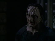 extant_StarTrek_DS9_7x24-TheDogsOfWar_2116.jpg