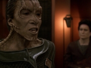 extant_StarTrek_DS9_7x24-TheDogsOfWar_2173.jpg