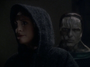extant_StarTrek_DS9_7x24-TheDogsOfWar_2596.jpg