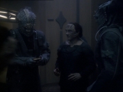 extant_StarTrek_DS9_7x24-TheDogsOfWar_2606.jpg
