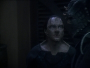 extant_StarTrek_DS9_7x24-TheDogsOfWar_2685.jpg