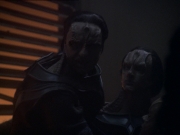 extant_StarTrek_DS9_7x24-TheDogsOfWar_2790.jpg