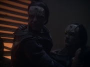 extant_StarTrek_DS9_7x24-TheDogsOfWar_2792.jpg