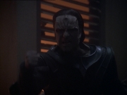 extant_StarTrek_DS9_7x24-TheDogsOfWar_2796.jpg
